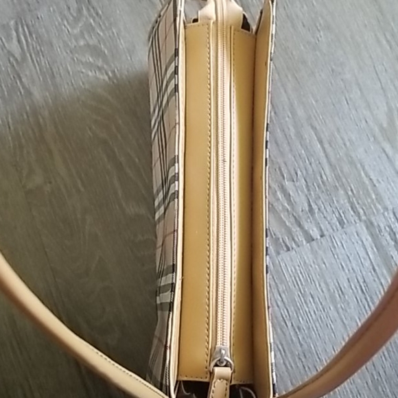 Shoulder Bag - Picture 8 of 8